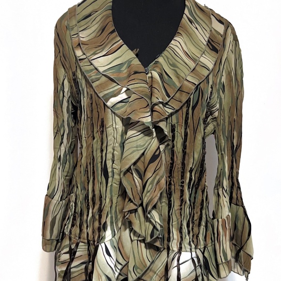 Brown and green top - Picture 1 of 2